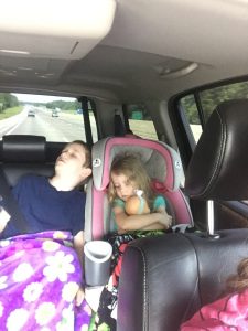 6 Tips for a road trip with kids